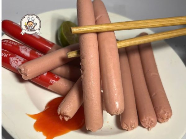 Xúc xích ăn liền